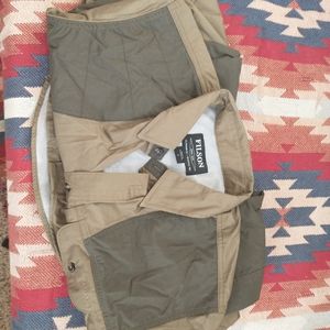 Filson right-handed front loading shooting shirt S